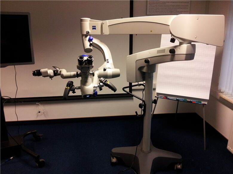 Use a very accurate microscope for eye operation