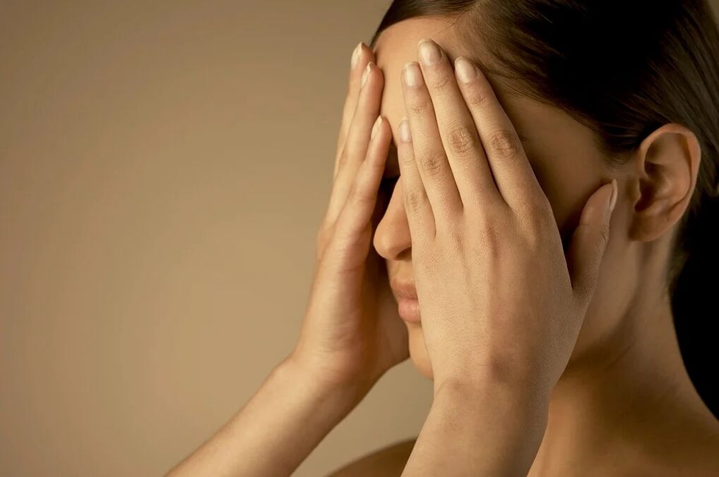 eye palm movements